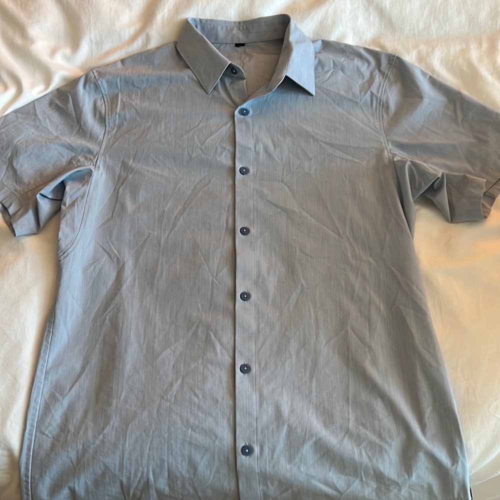 Lululemon short sleeve button down